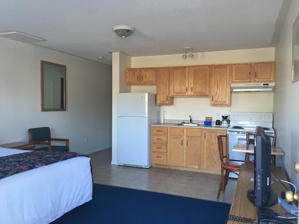 Airport Inn Fredericton Eksteriør billede
