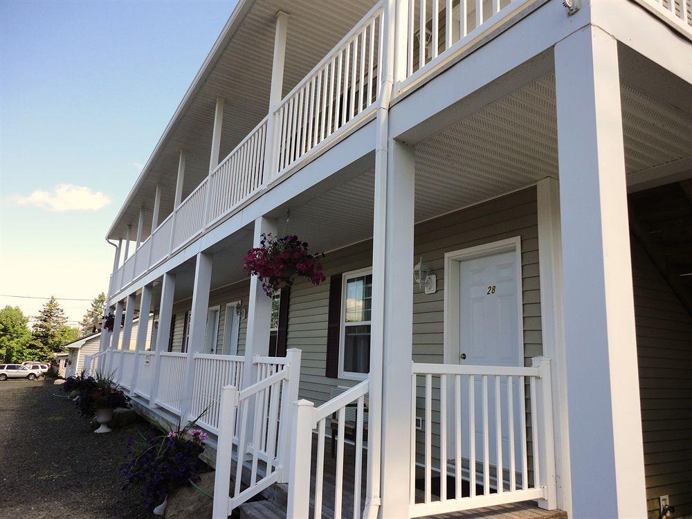 Airport Inn Fredericton Eksteriør billede
